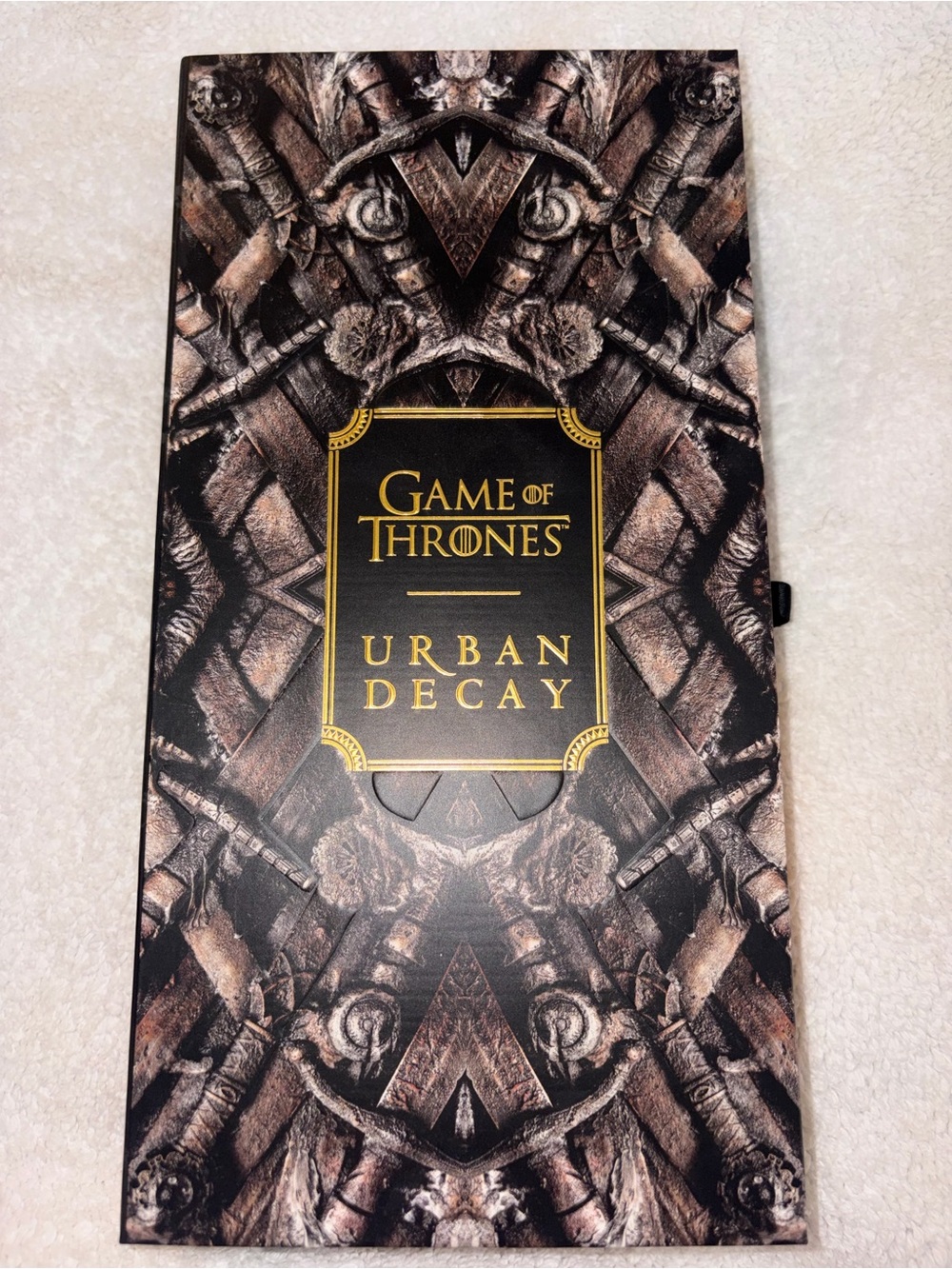 Urban Decay Game of Thrones Eyeshadow Palette Limited Edition! New and unused.